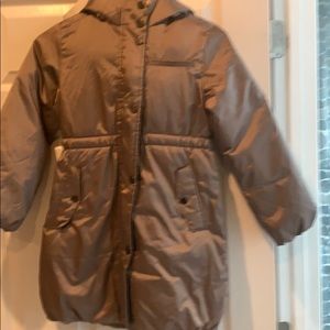 Gap dusty rose jacket with hoodie and pockets.